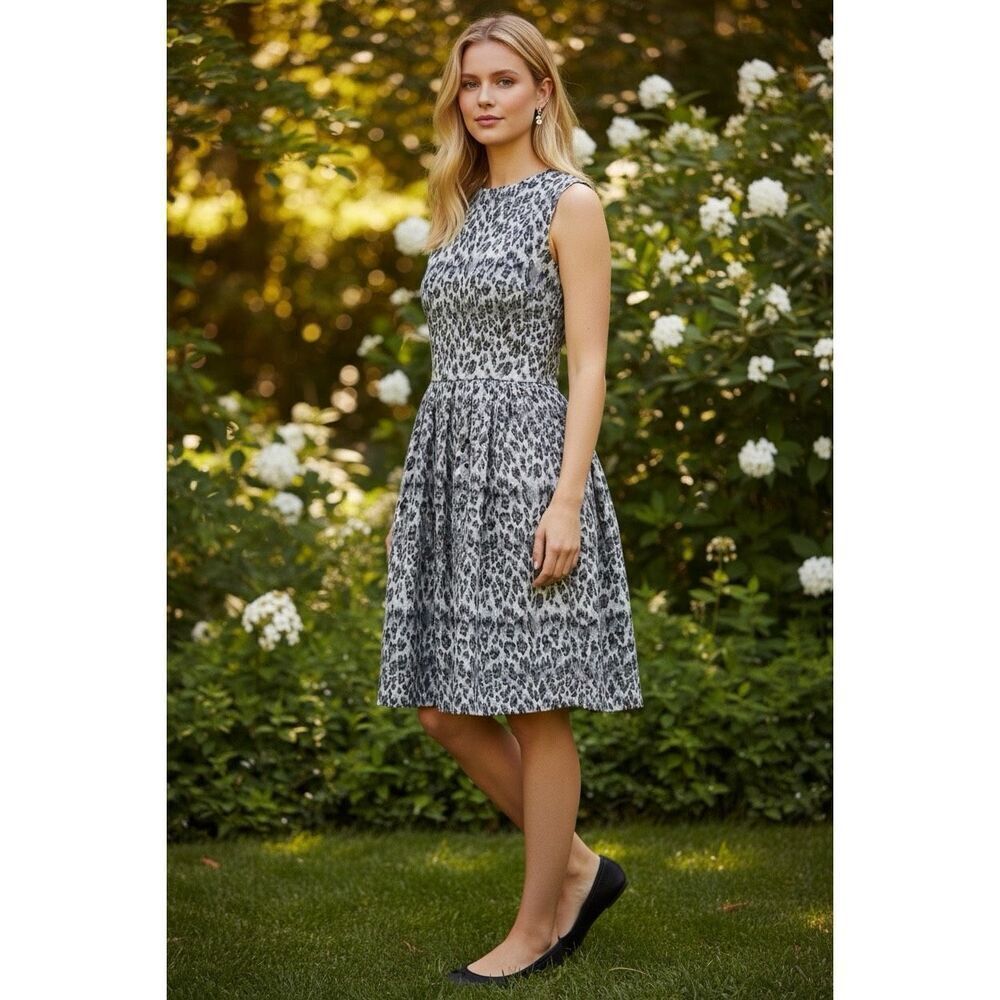 Taylor dress